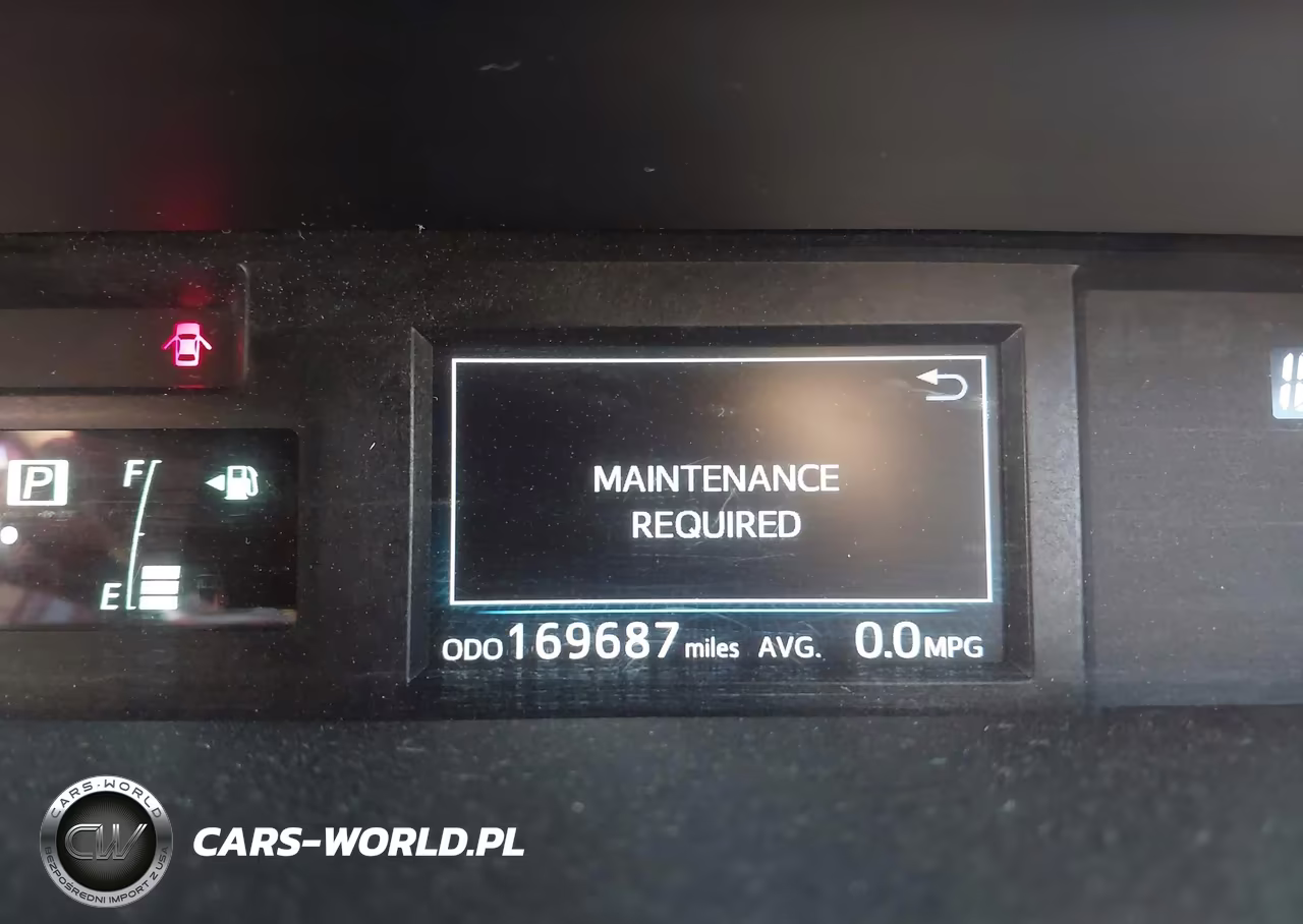 2015 Toyota Prius V Four VIN:JTDZN3EU4FJ026951 - 15