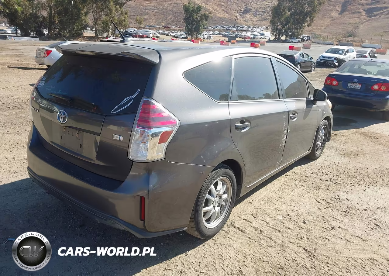 2015 Toyota Prius V Four VIN:JTDZN3EU4FJ026951 - 4