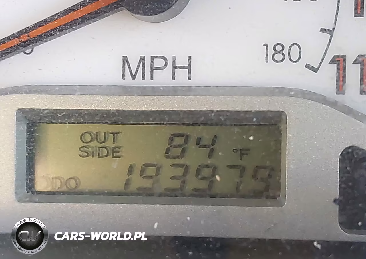 2005 Toyota Corolla S VIN:1NXBR32E75Z556472 - 16