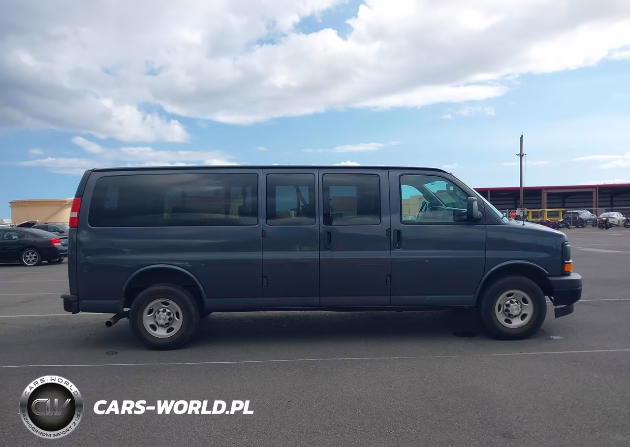 2017 Chevrolet Express 3500 Ls VIN:1GAZGNFF8H1301190 - 18