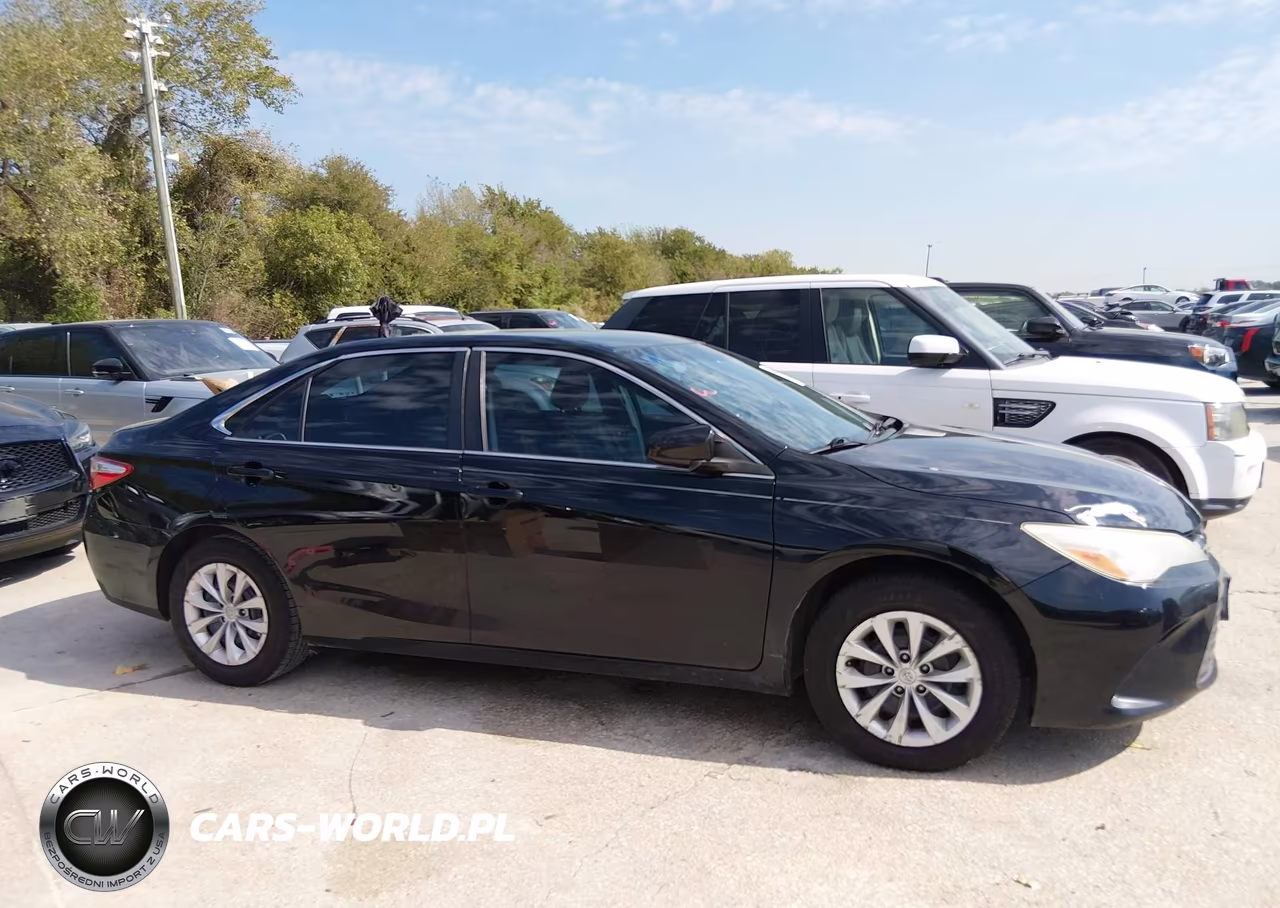 2017 Toyota Camry Le VIN:4T1BF1FK7HU639398 - 13