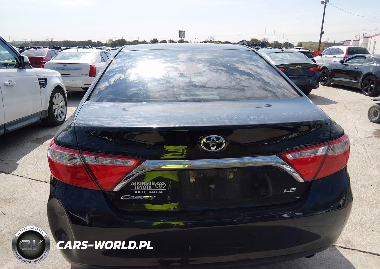 2017 Toyota Camry Le VIN:4T1BF1FK7HU639398 - 16