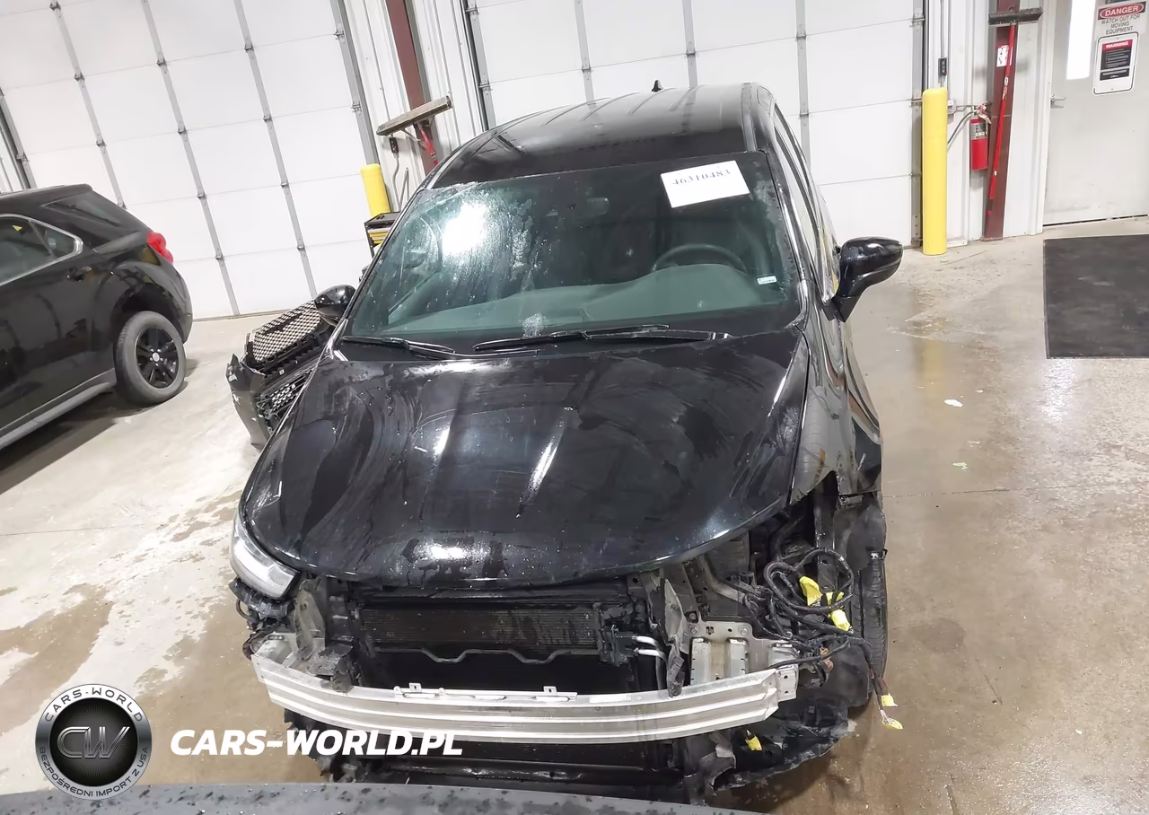 2025 Chrysler Pacifica Select VIN:2C4RC1BG3SR578844 - 13