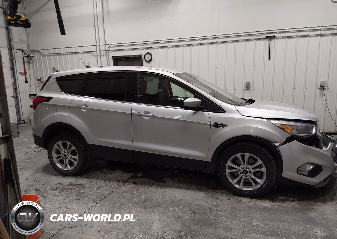 2019 Ford Escape Se VIN:1FMCU9GD0KUB10505 - 13