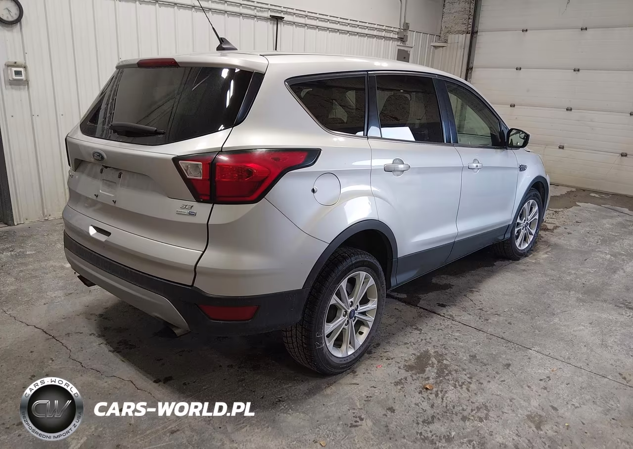 2019 Ford Escape Se VIN:1FMCU9GD0KUB10505 - 4