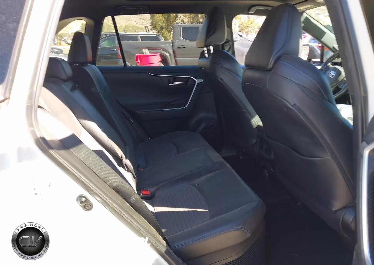 2021 Toyota Rav4 Hybrid Xse VIN:4T3E6RFV0MU036915 - 8