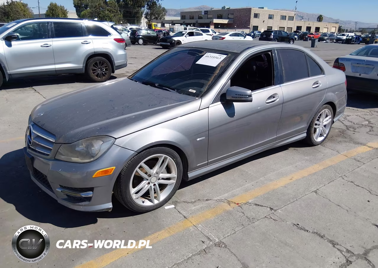 2012 Mercedes-Benz C 250 Sport VIN:WDDGF4HB1CR217878 - 2