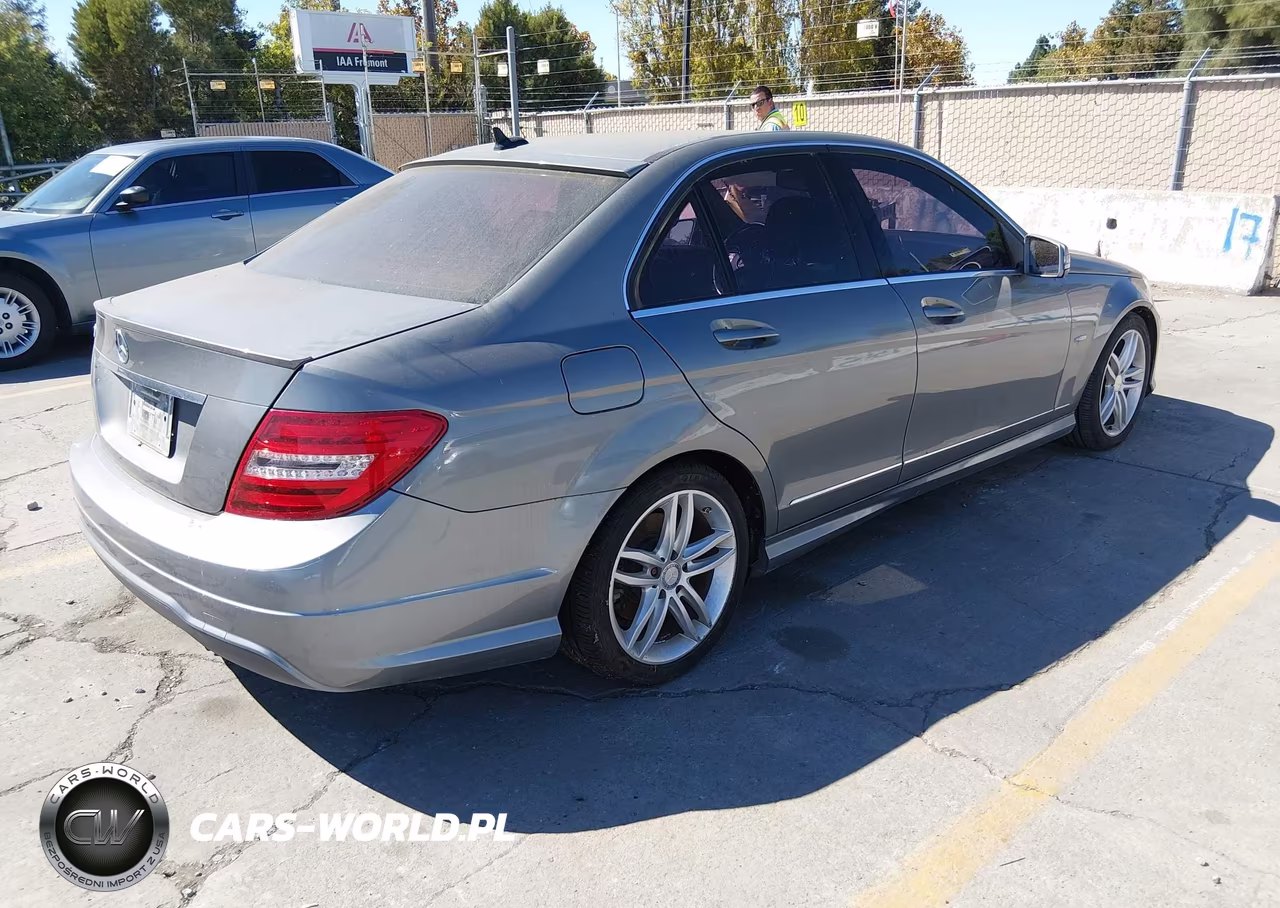 2012 Mercedes-Benz C 250 Sport VIN:WDDGF4HB1CR217878 - 4