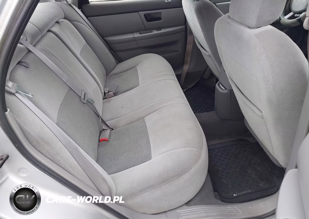 2007 Ford Taurus Se VIN:1FAFP53U47A218583 - 8