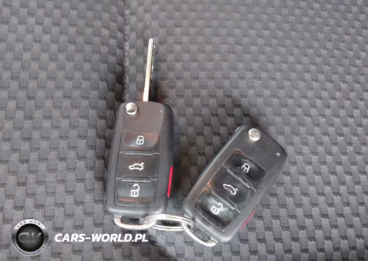 2012 Volkswagen Passat 2.5L S VIN:1VWAP7A35CC023534 - 11