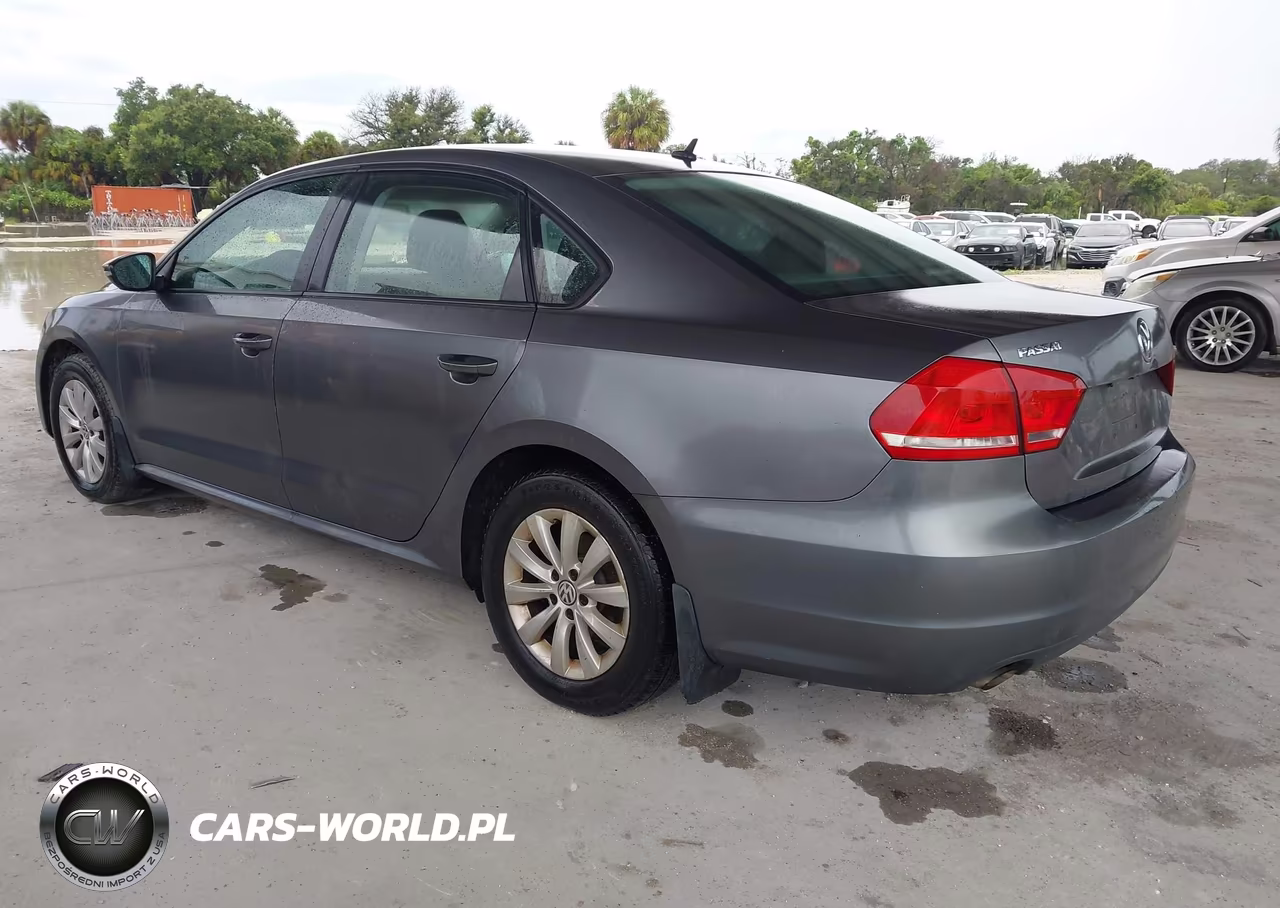2012 Volkswagen Passat 2.5L S VIN:1VWAP7A35CC023534 - 3