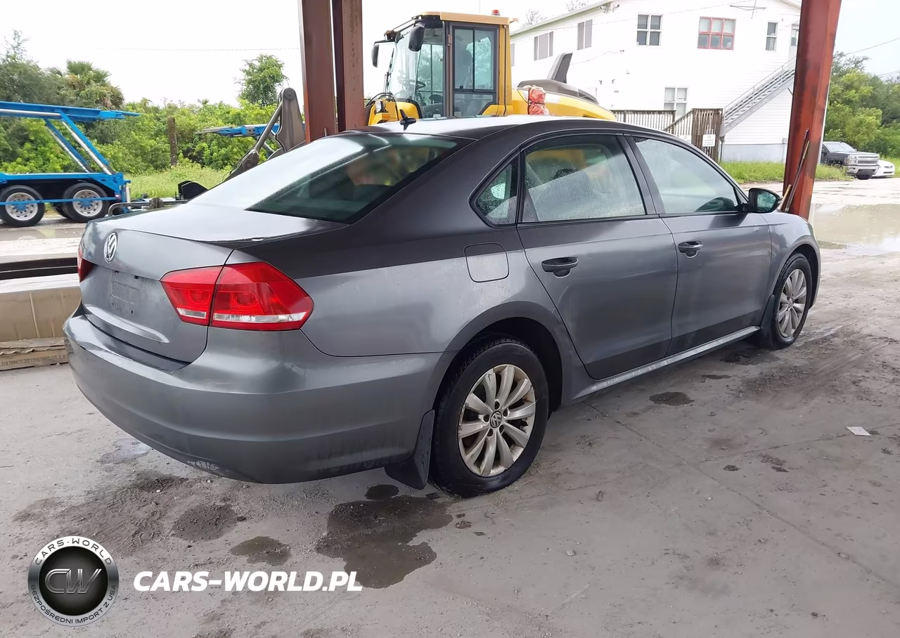 2012 Volkswagen Passat 2.5L S VIN:1VWAP7A35CC023534 - 4
