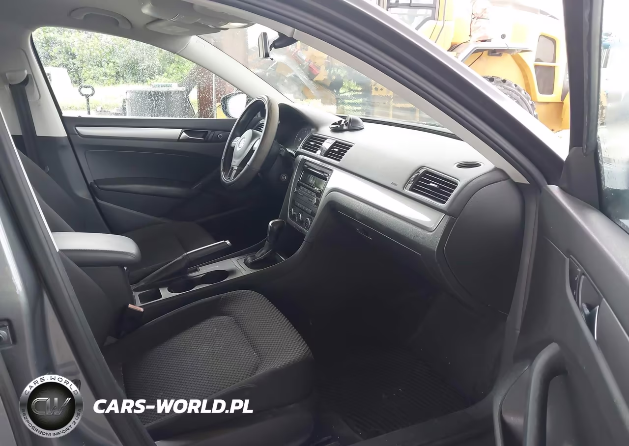 2012 Volkswagen Passat 2.5L S VIN:1VWAP7A35CC023534 - 5