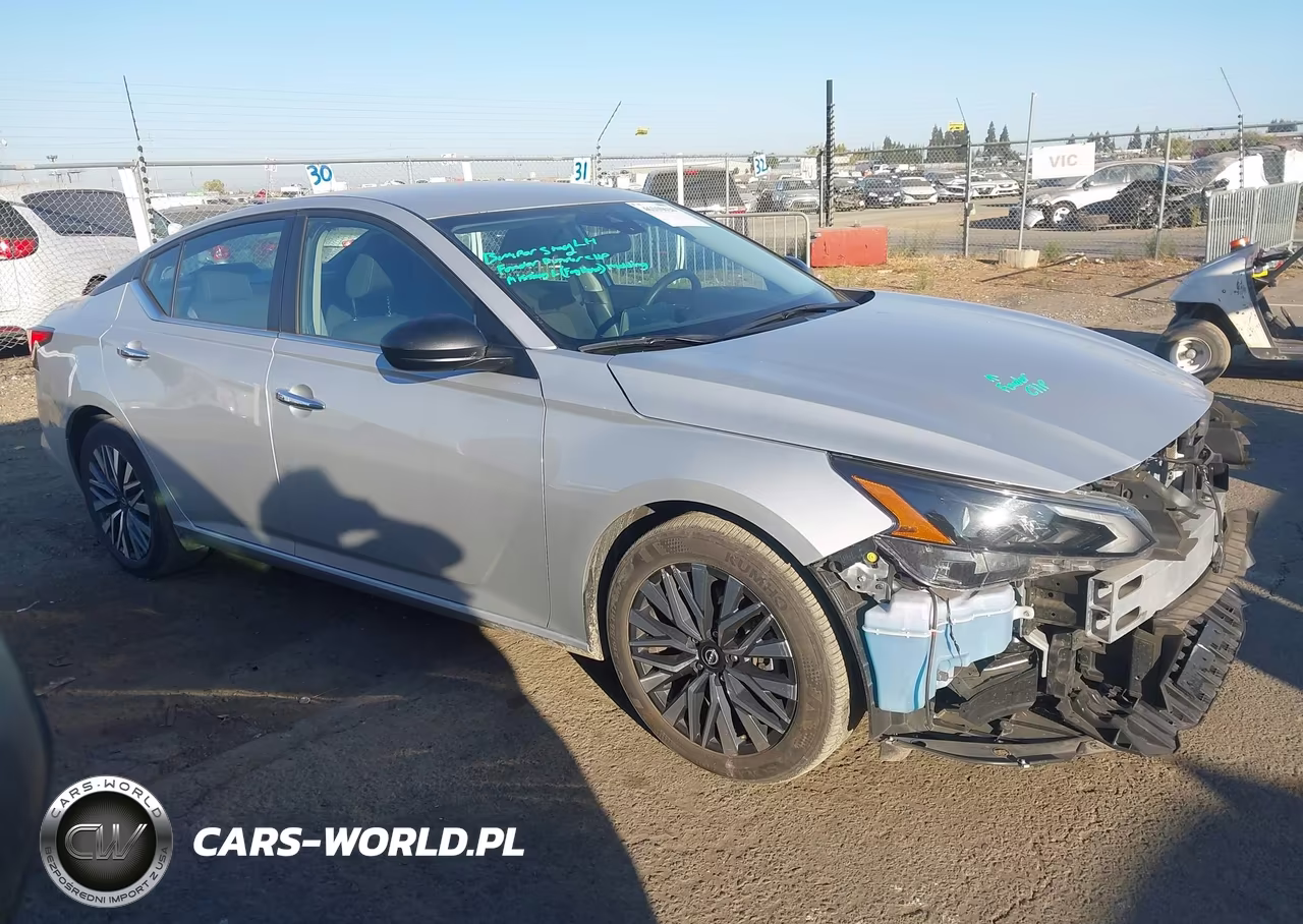 2024 Nissan Altima Sv Fwd