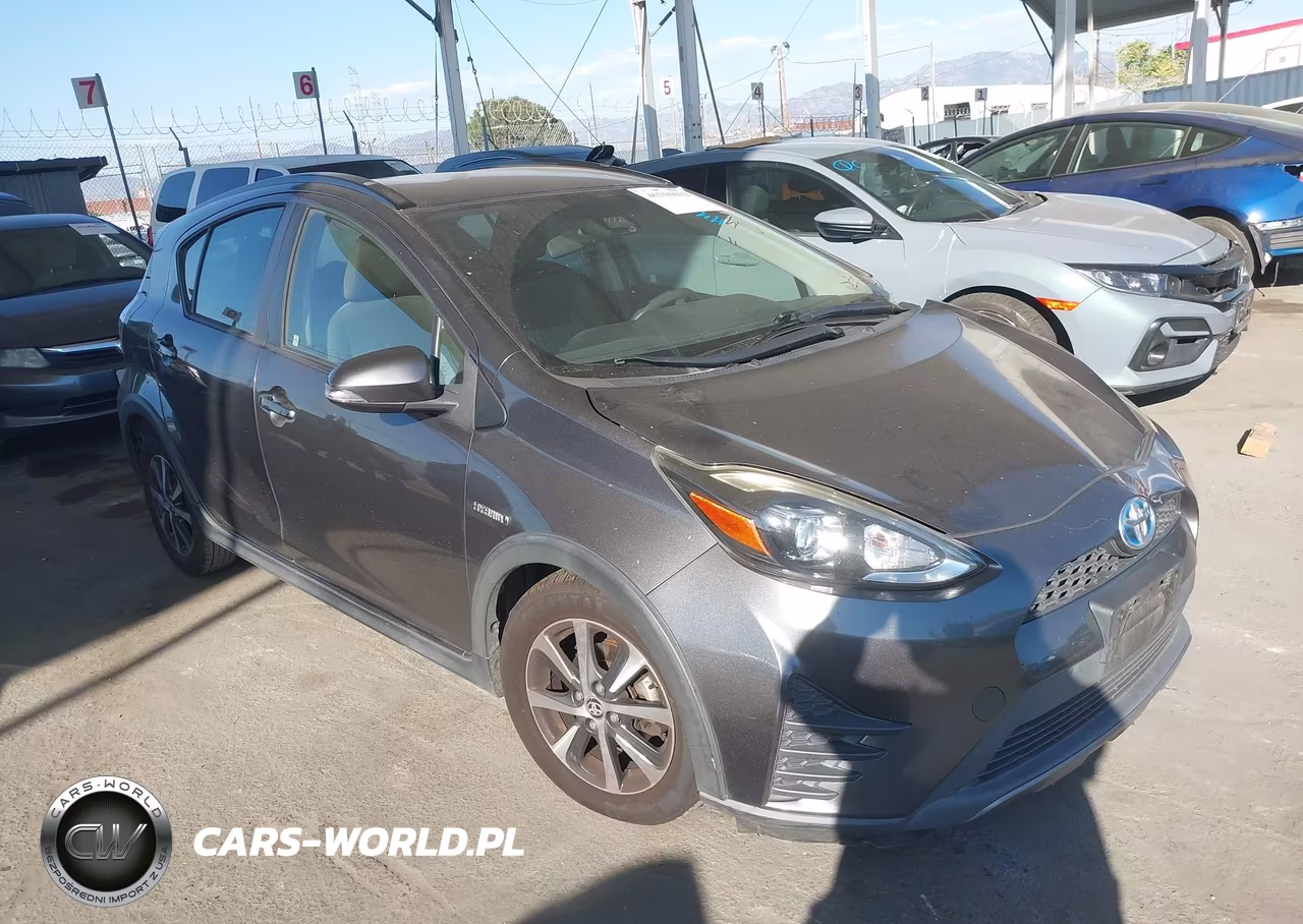 2019 Toyota Prius C L