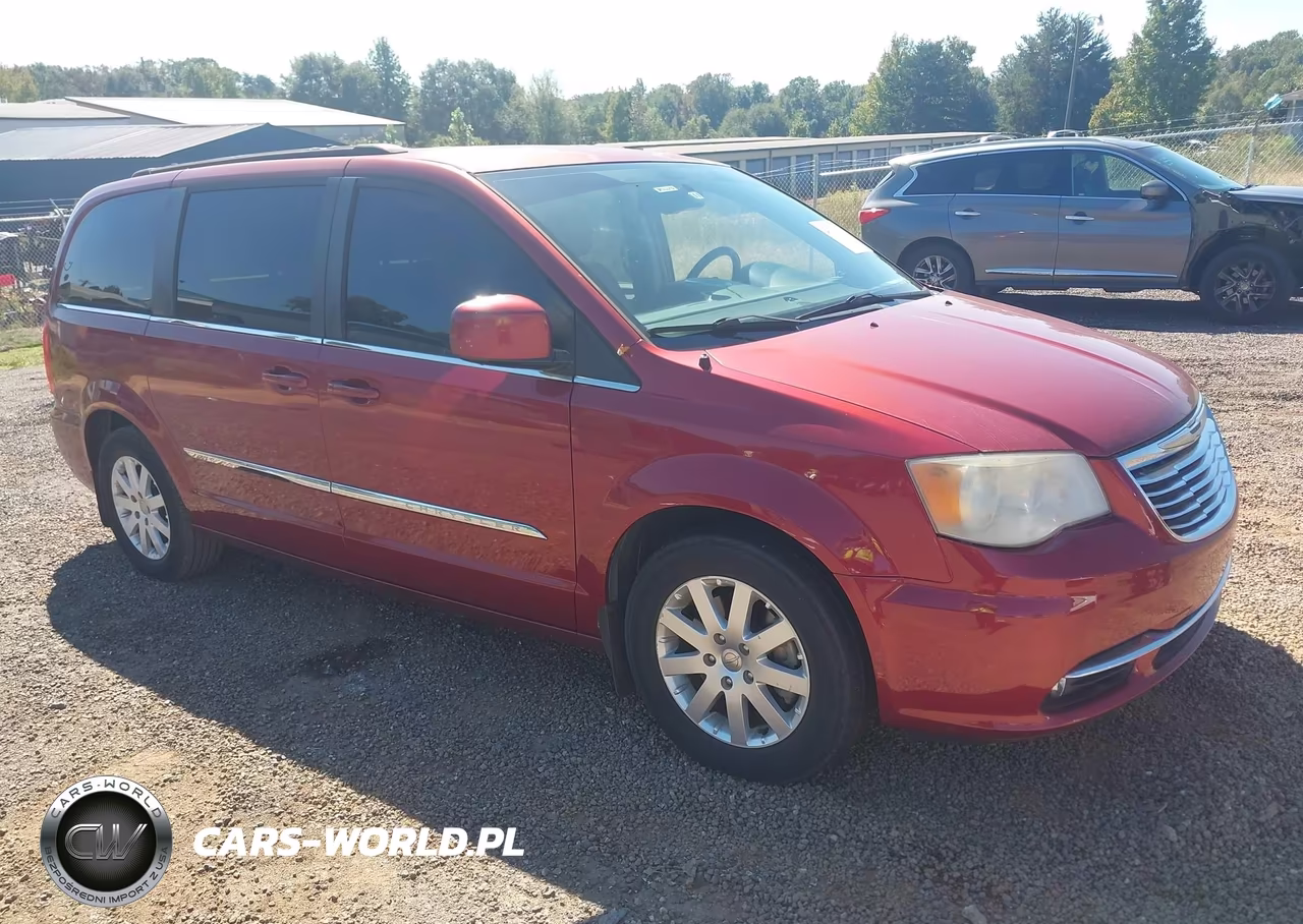 2013 Chrysler Town & Country Touring