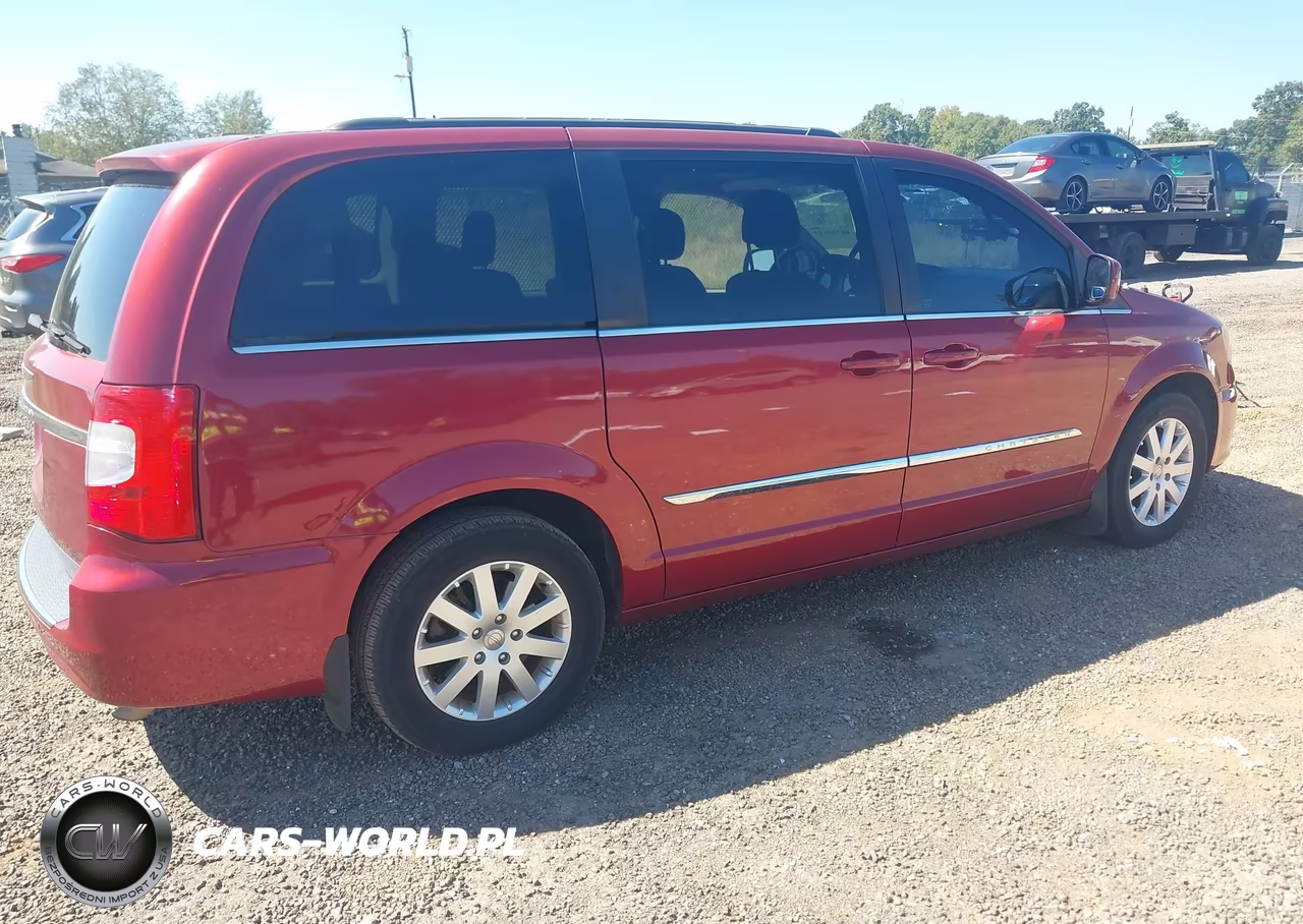2013 Chrysler Town & Country Touring VIN:2C4RC1BG7DR630950 - 4