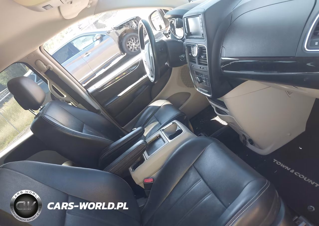 2013 Chrysler Town & Country Touring VIN:2C4RC1BG7DR630950 - 5