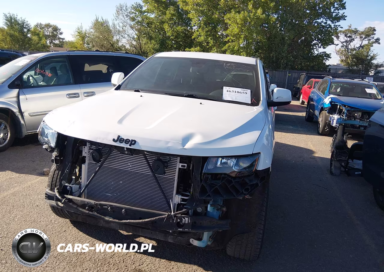 2020 Jeep Grand Cherokee Laredo VIN:1C4RJFAG2LC387673 - 12