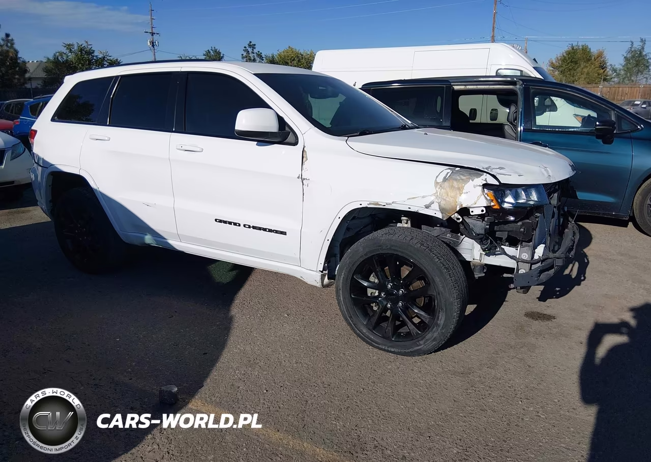 2020 Jeep Grand Cherokee Laredo VIN:1C4RJFAG2LC387673 - 13