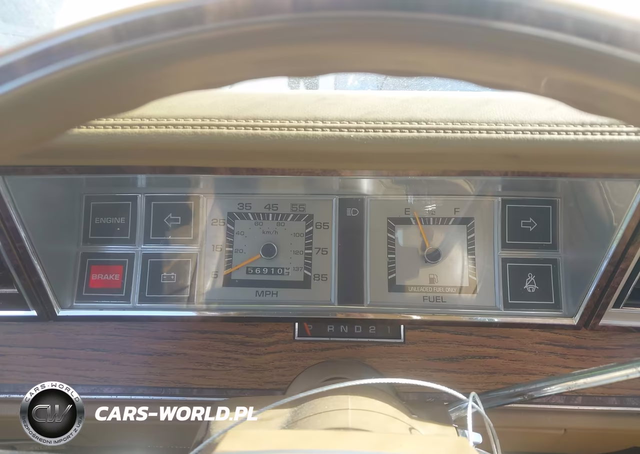 1982 Chrysler Lebaron Town And Country VIN:1C3BC59D8CF240681 - 7