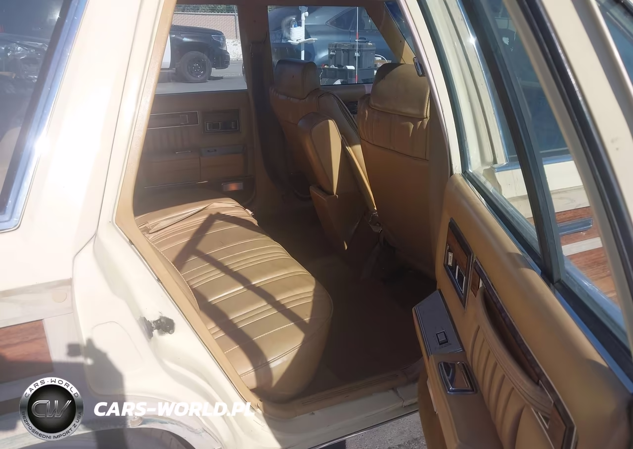 1982 Chrysler Lebaron Town And Country VIN:1C3BC59D8CF240681 - 8