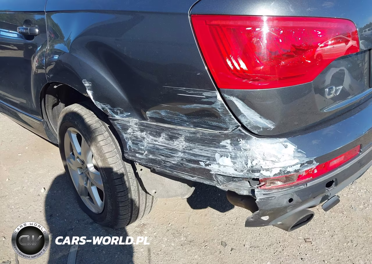 2015 Audi Q7 3.0T Premium VIN:WA1LGAFE0FD026384 - 6