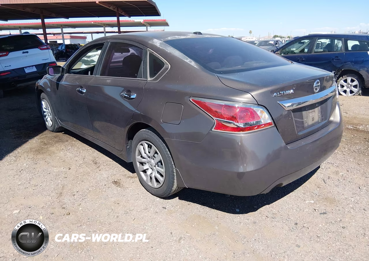 2015 Nissan Altima 2.5 S VIN:1N4AL3AP9FC144474 - 3