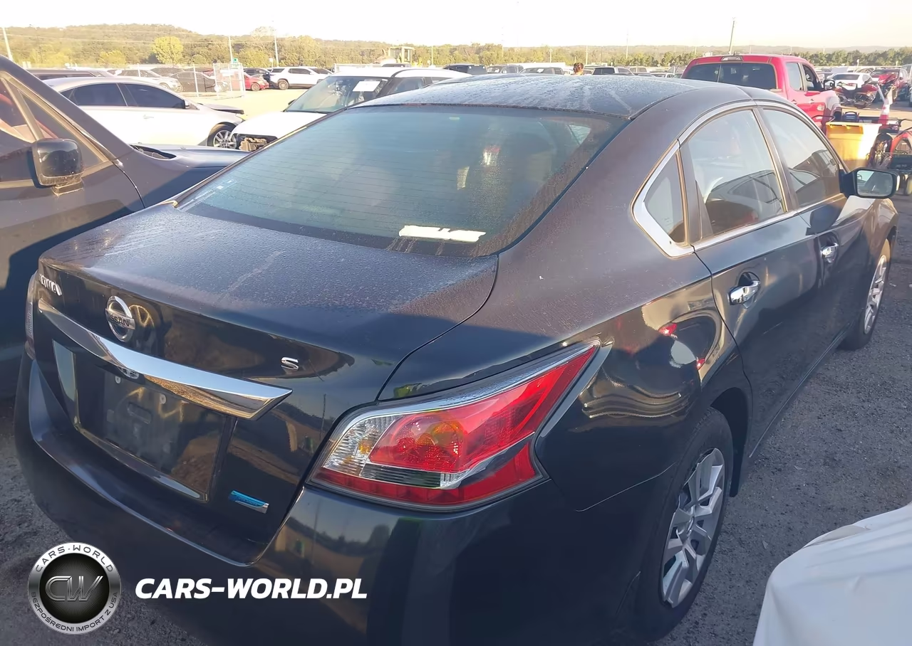 2014 Nissan Altima 2.5 S VIN:1N4AL3AP2EC113436 - 4
