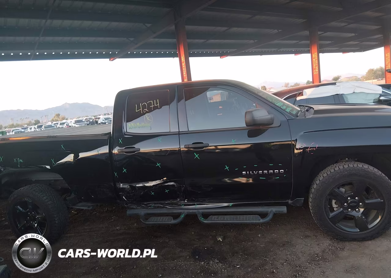 2018 Chevrolet Silverado 1500 Wt VIN:1GCRCNEHXJZ368628 - 13