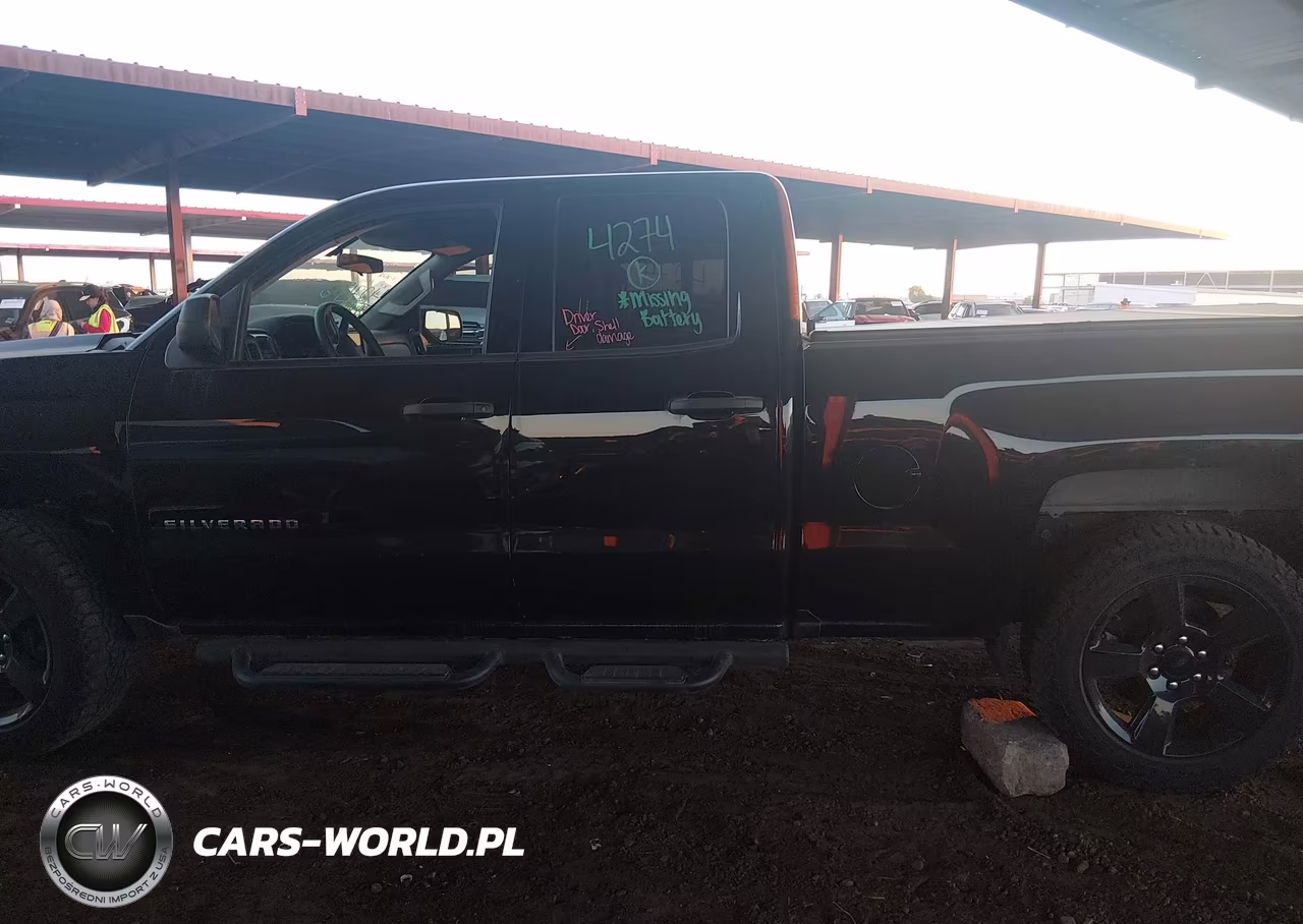 2018 Chevrolet Silverado 1500 Wt VIN:1GCRCNEHXJZ368628 - 14