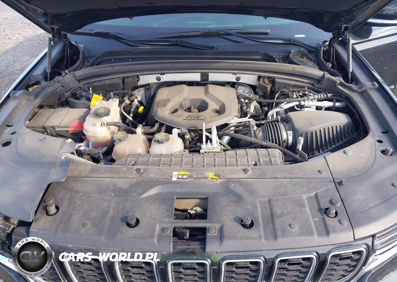 2024 Jeep Grand Cherokee 4Xe VIN:1C4RJYB65RC720863 - 10