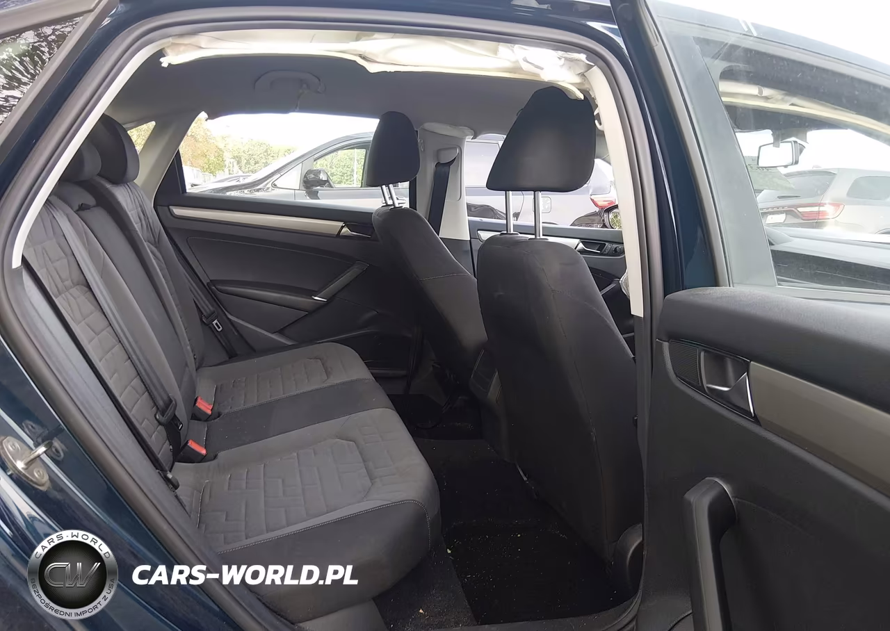 2021 Volkswagen Passat 2.0T S VIN:1VWAA7A33MC012924 - 8