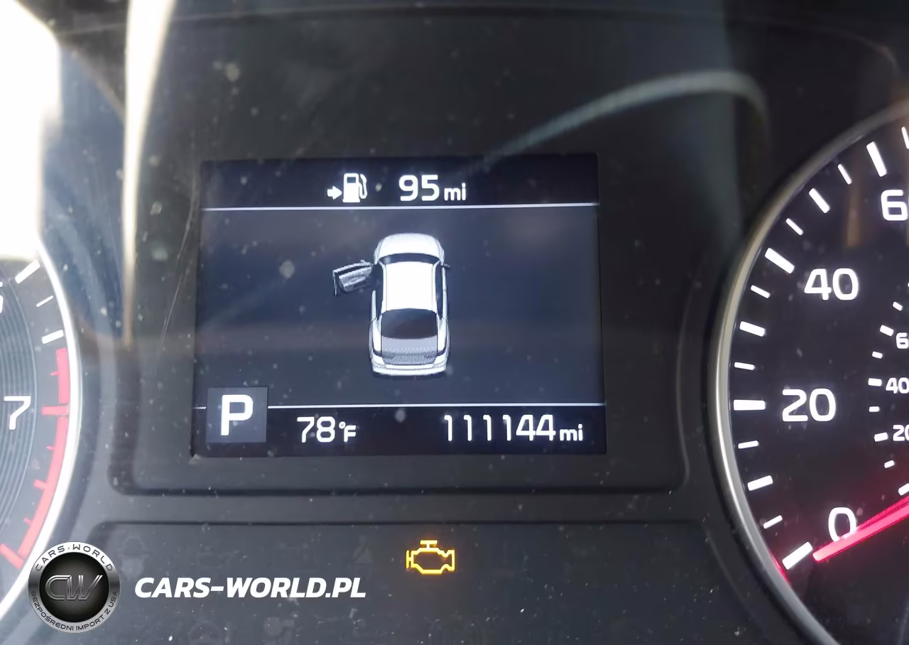 2019 Kia Optima Lx VIN:5XXGT4L38KG275314 - 15