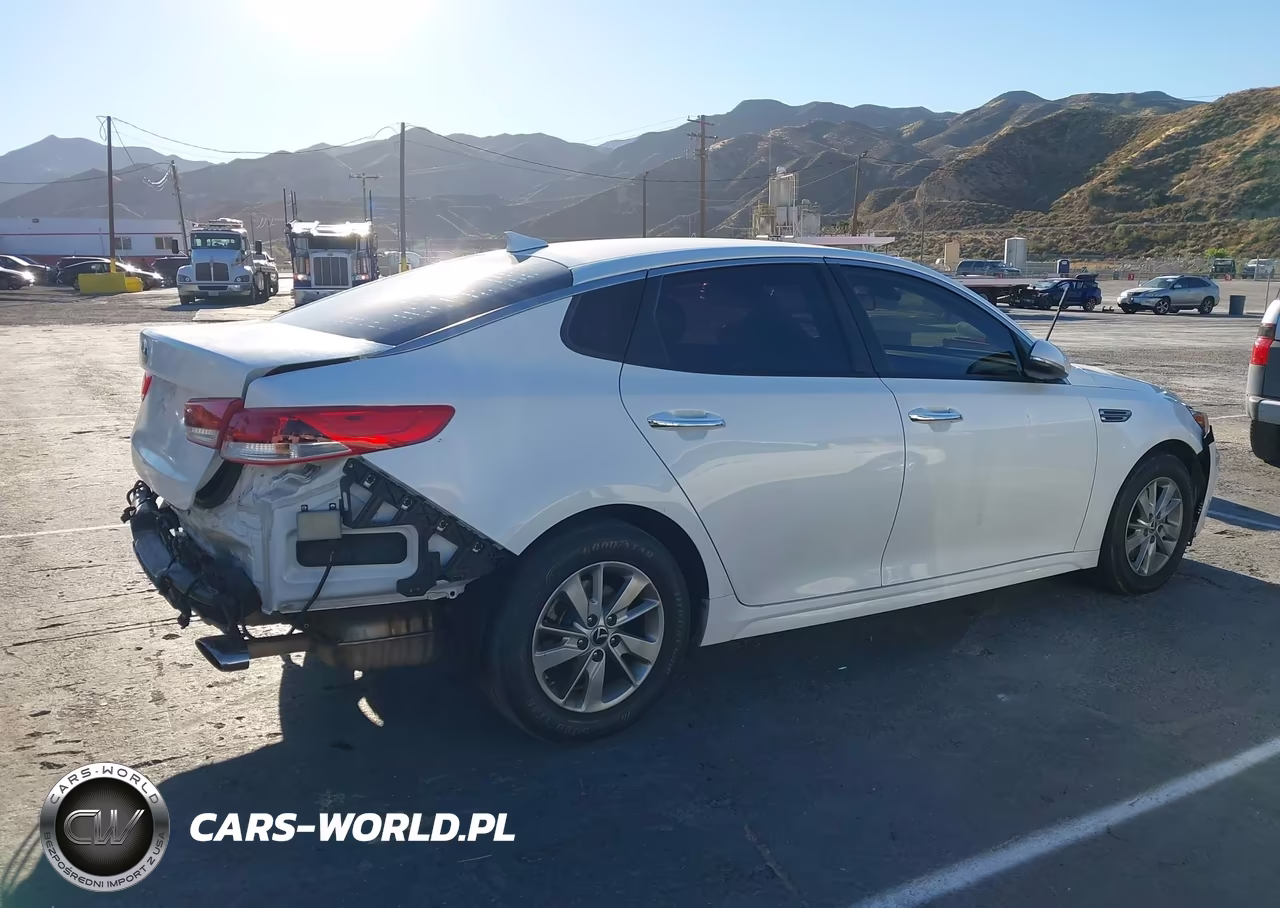 2019 Kia Optima Lx VIN:5XXGT4L38KG275314 - 4