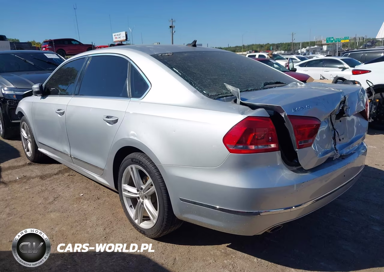 2013 Volkswagen Passat 2.0L Tdi Se VIN:1VWBN7A37DC006679 - 3
