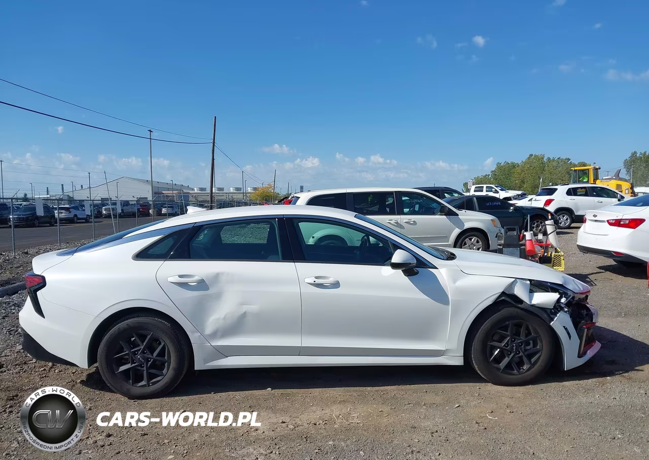 2026 Kia K5 Lxs Fwd VIN:KNAG24J77T5448848 - 13