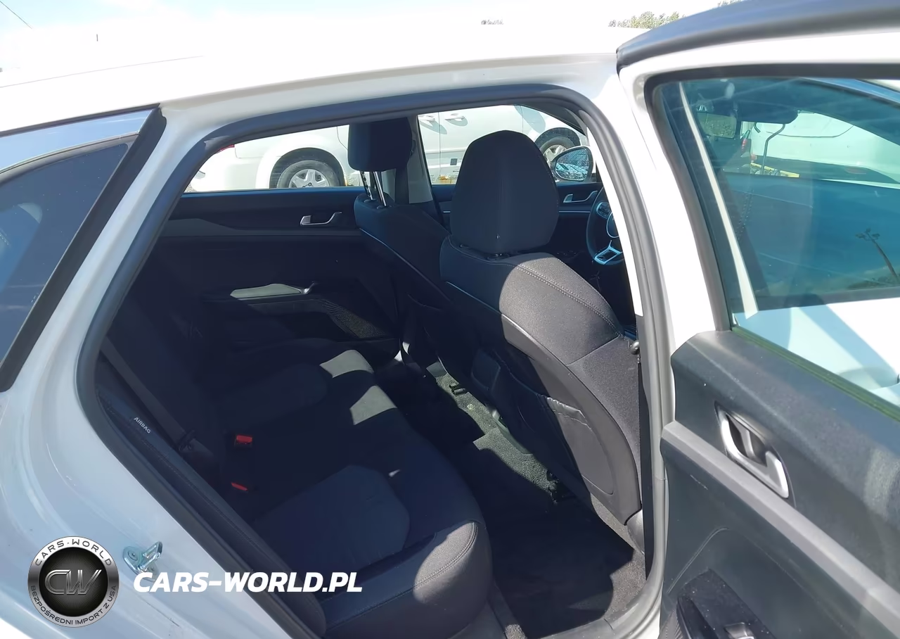 2026 Kia K5 Lxs Fwd VIN:KNAG24J77T5448848 - 8