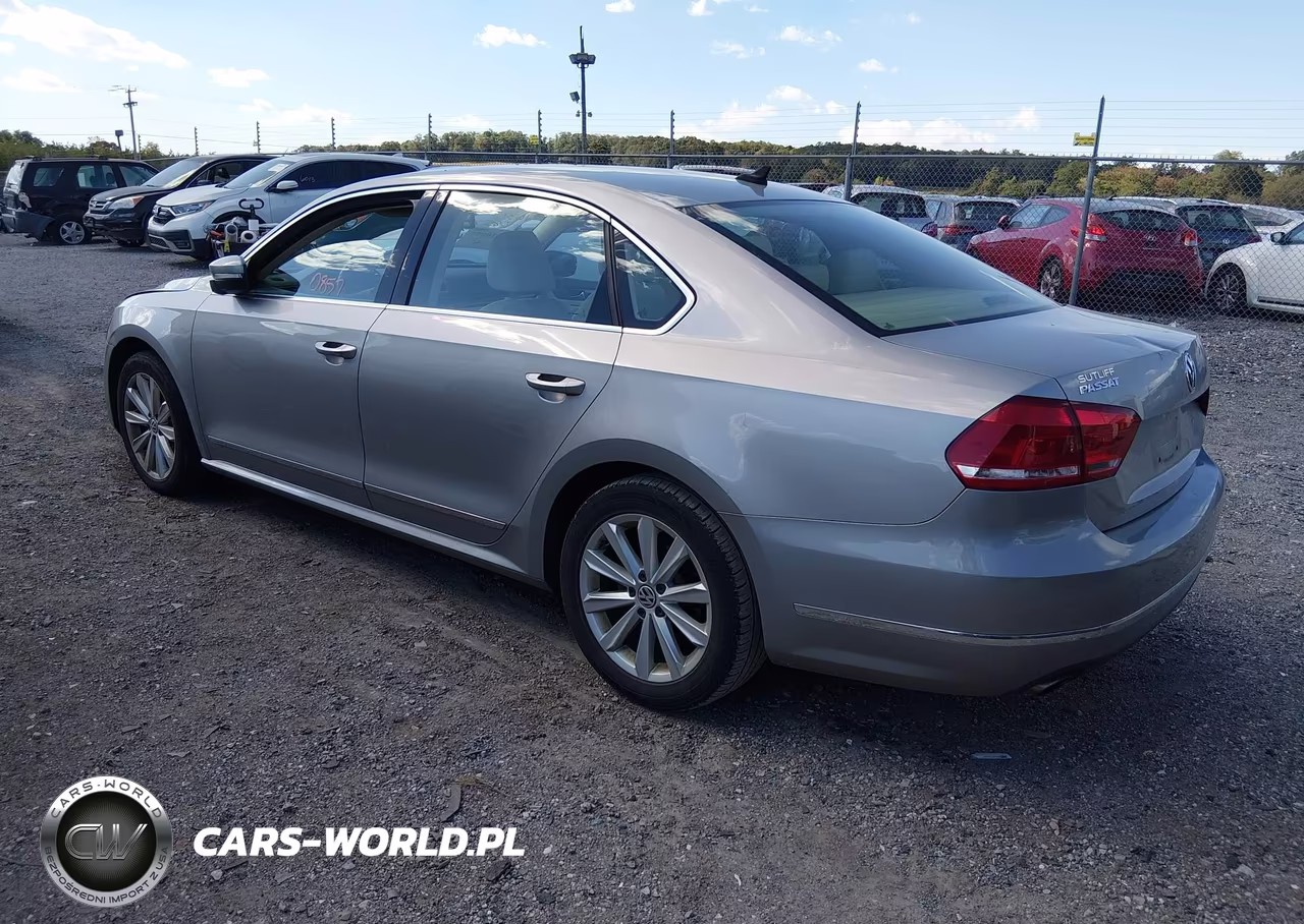 2013 Volkswagen Passat 2.5L Sel Premium VIN:1VWCP7A39DC042131 - 3