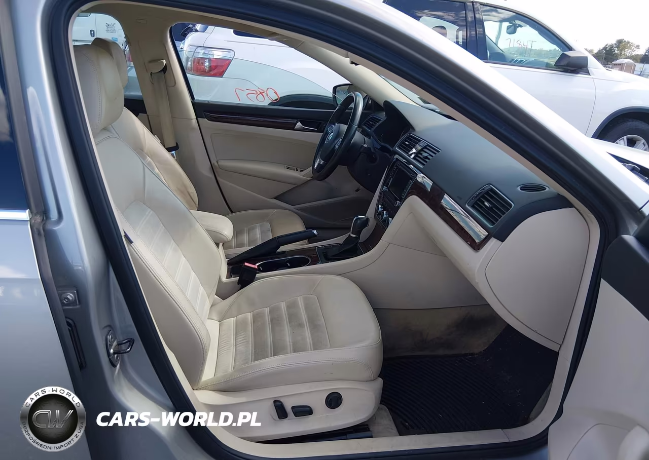 2013 Volkswagen Passat 2.5L Sel Premium VIN:1VWCP7A39DC042131 - 5