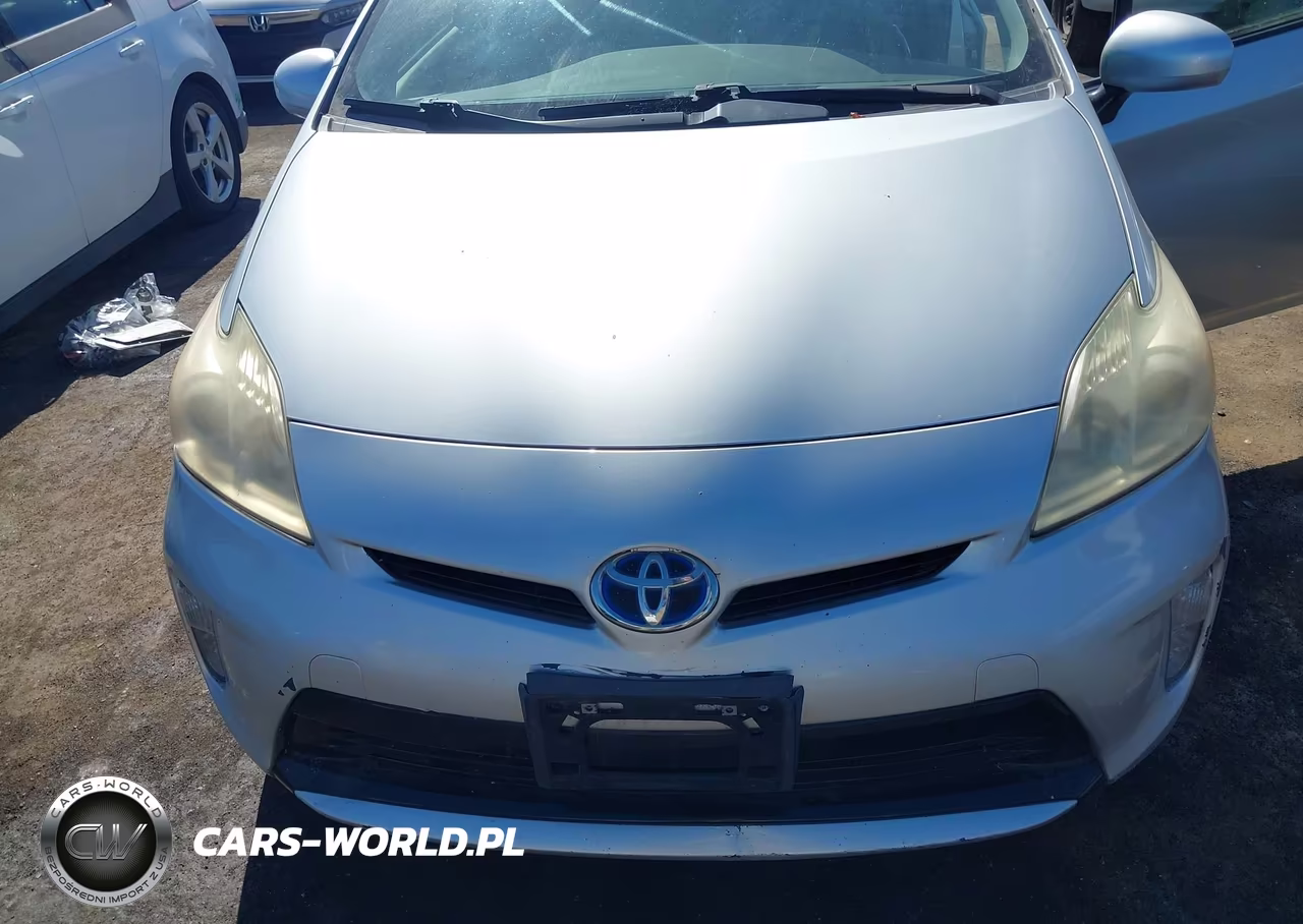 2013 Toyota Prius Two VIN:JTDKN3DU6D5685395 - 6