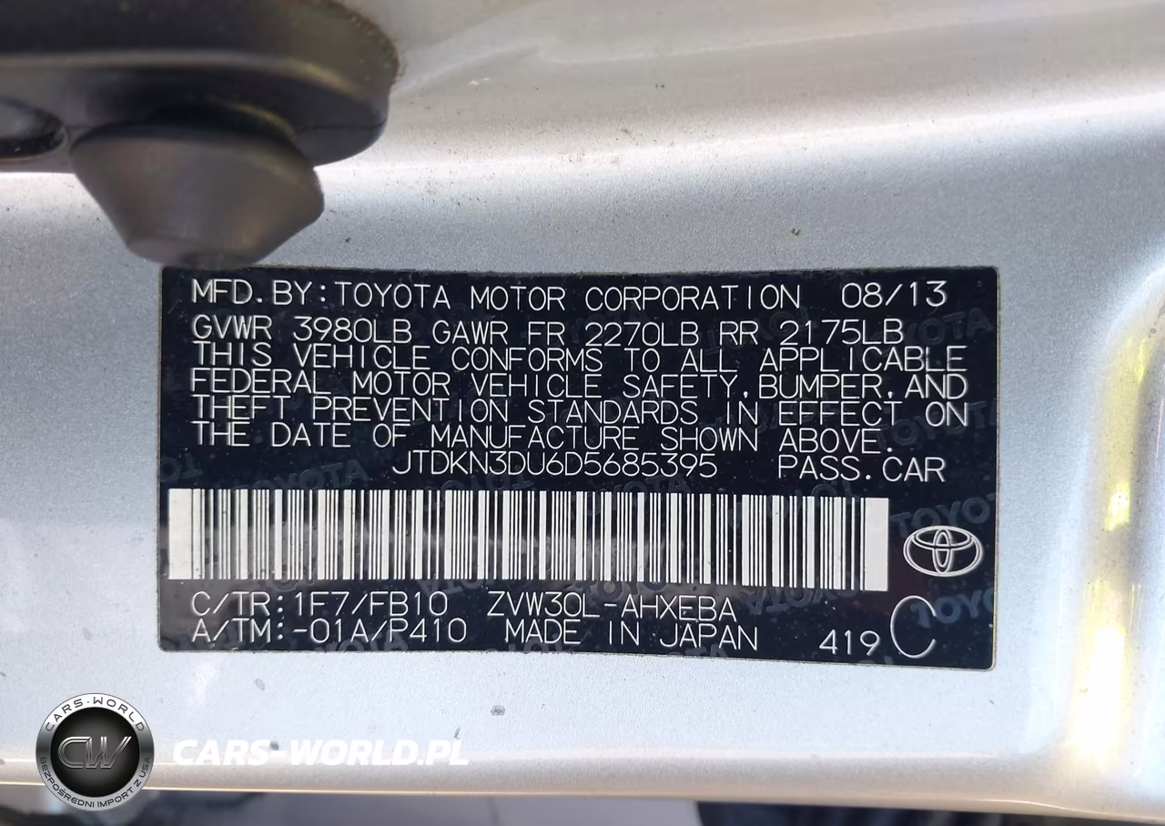 2013 Toyota Prius Two VIN:JTDKN3DU6D5685395 - 9