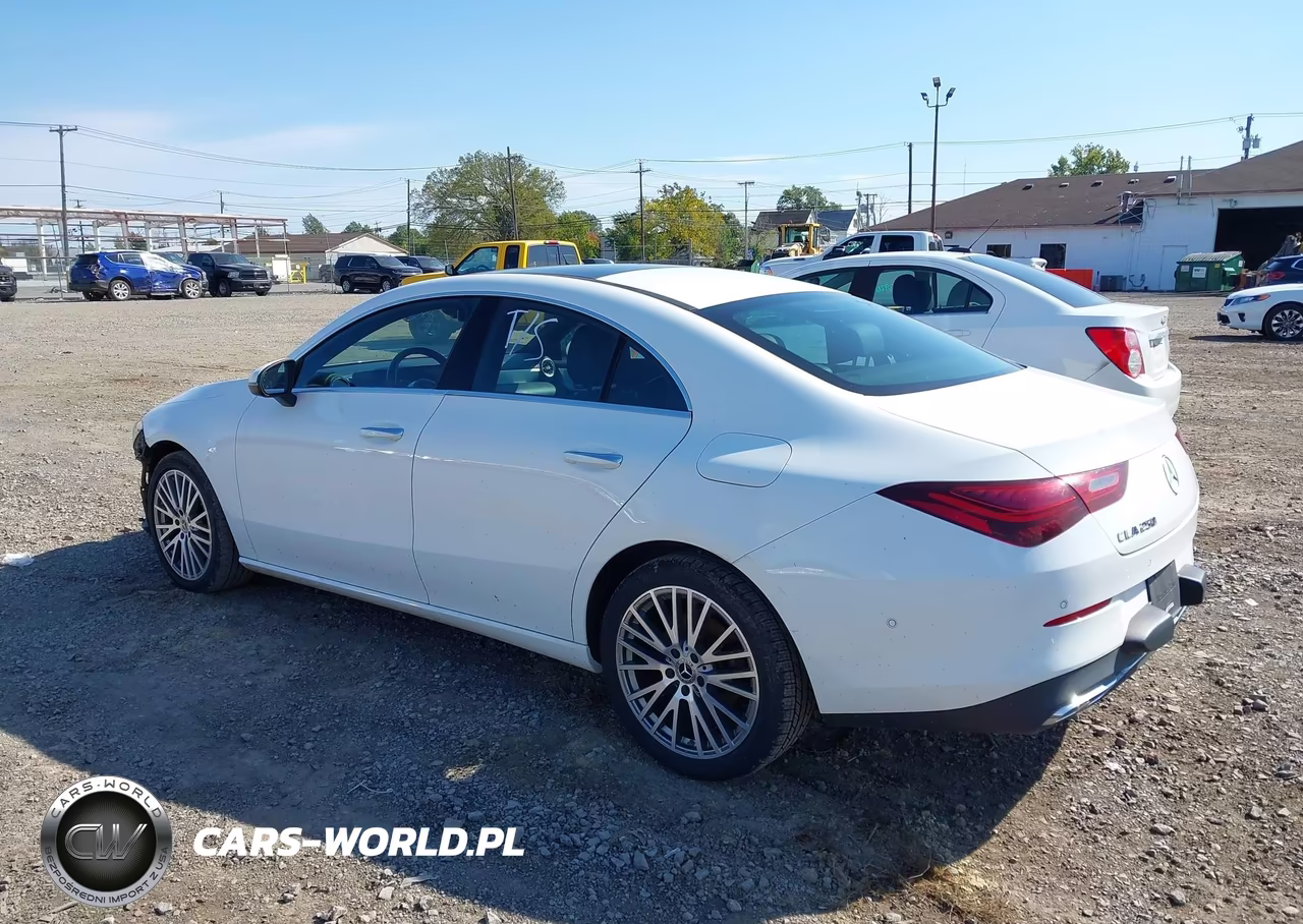 2025 Mercedes-Benz Cla 250 Coupe VIN:W1K5J4GB0SN519756 - 3