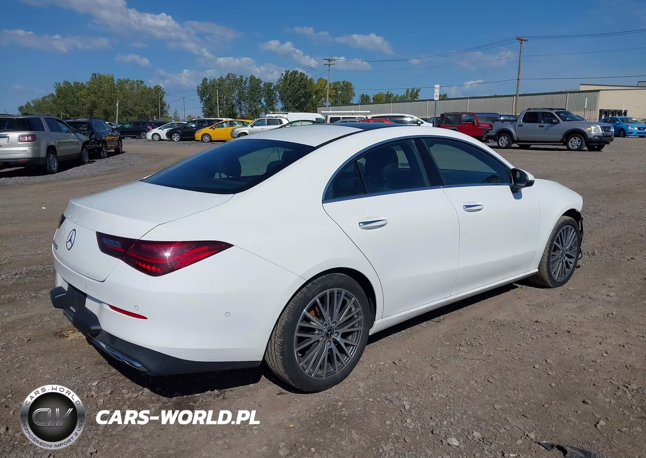 2025 Mercedes-Benz Cla 250 Coupe VIN:W1K5J4GB0SN519756 - 4