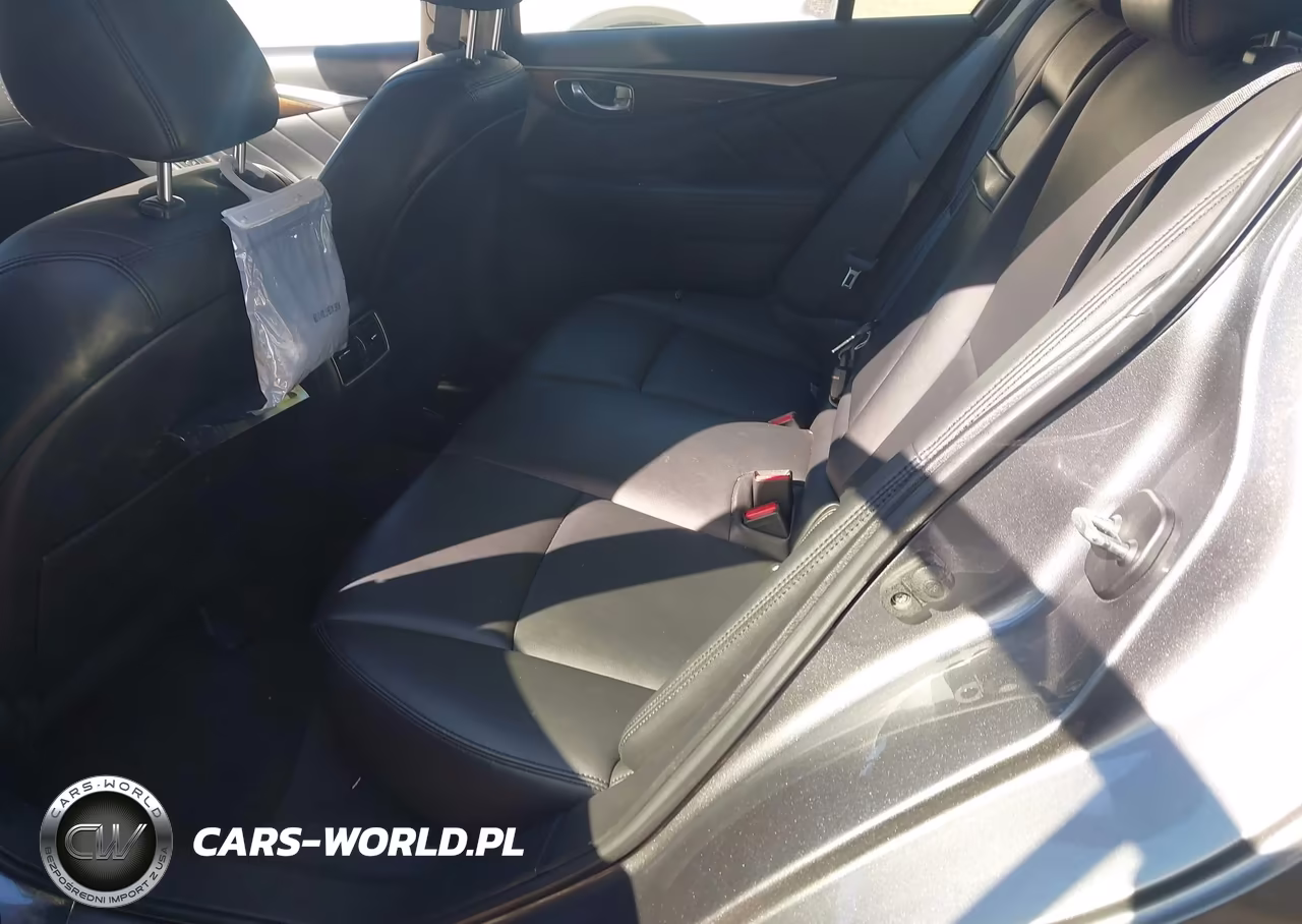 2019 Infiniti Q50 3.0T Luxe VIN:JN1EV7AR8KM556617 - 8