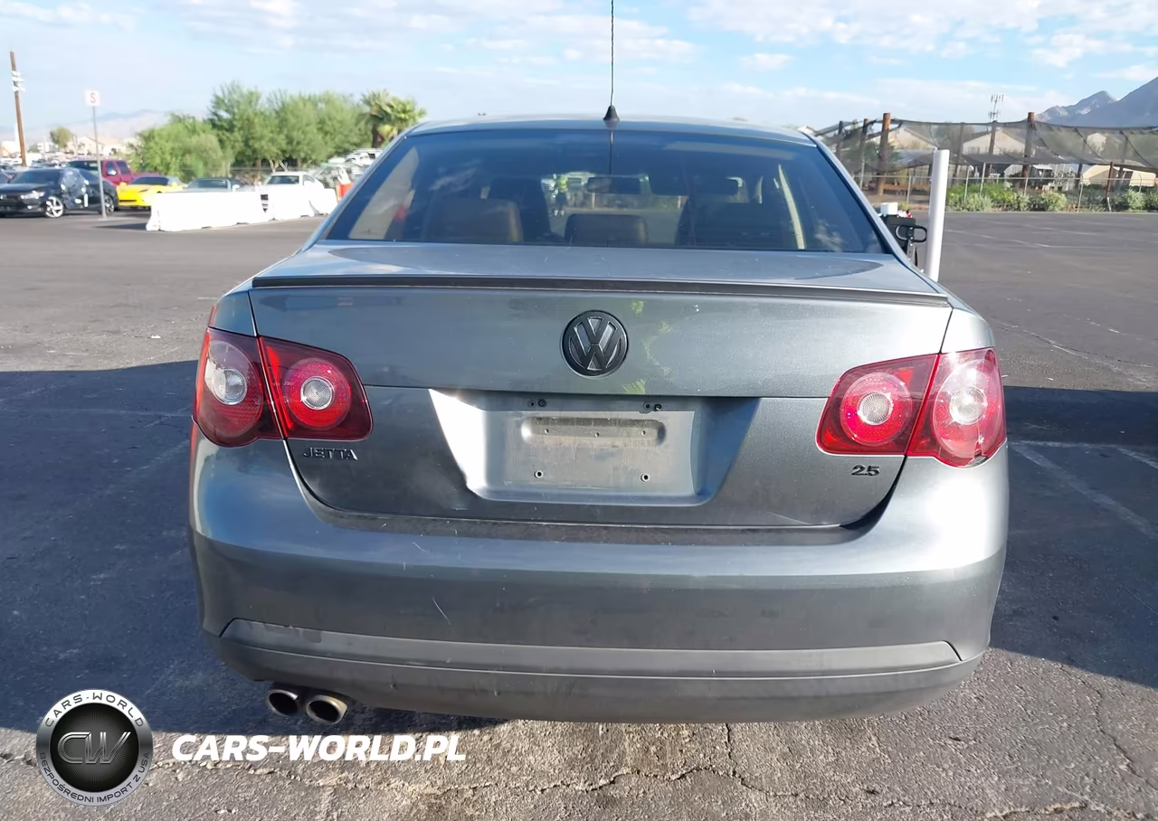 2010 Volkswagen Jetta VIN:3VWAZ7AJ7AM121551 - 6