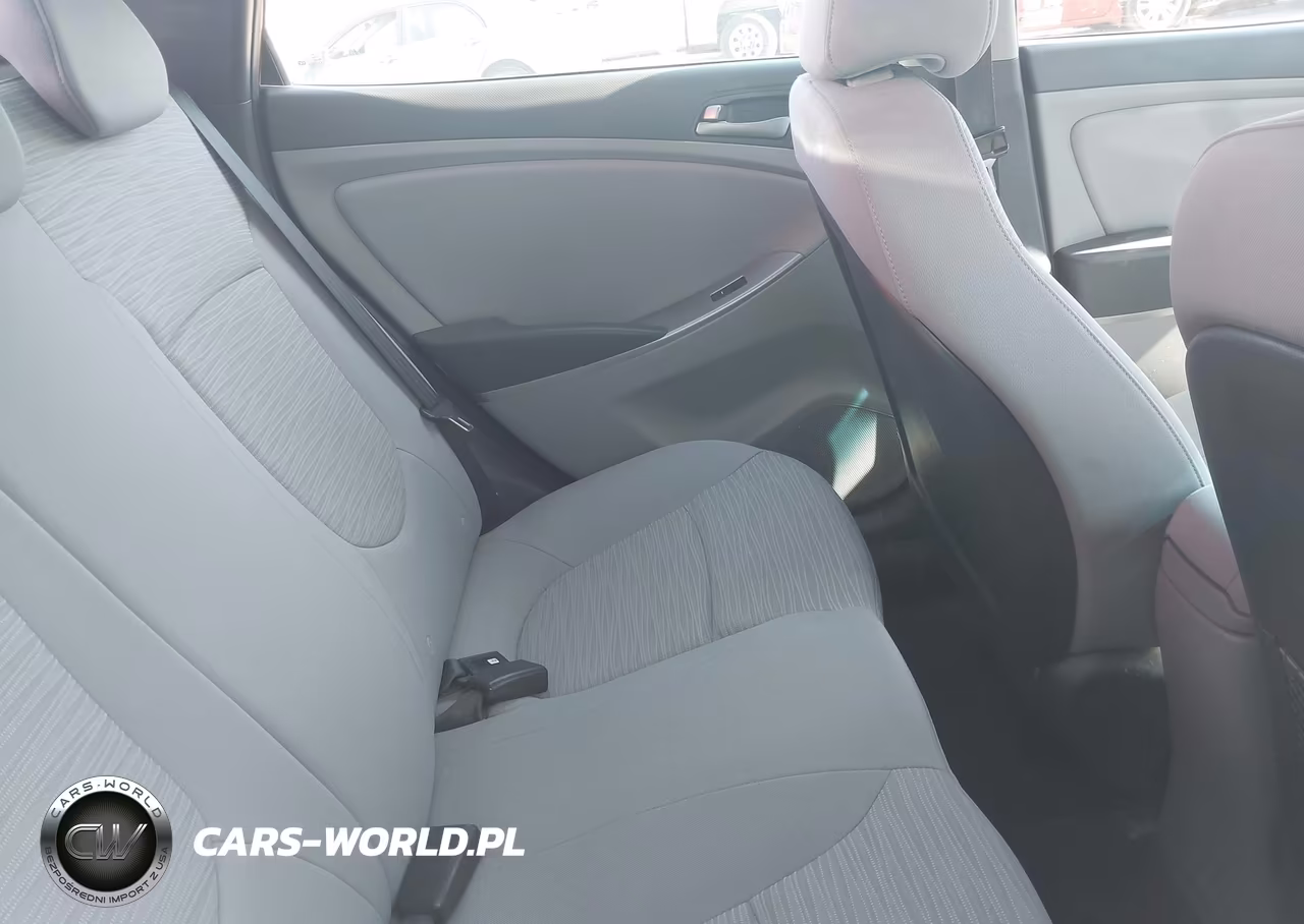 2017 Hyundai Accent Value Edition VIN:KMHCT4AE6HU284109 - 8