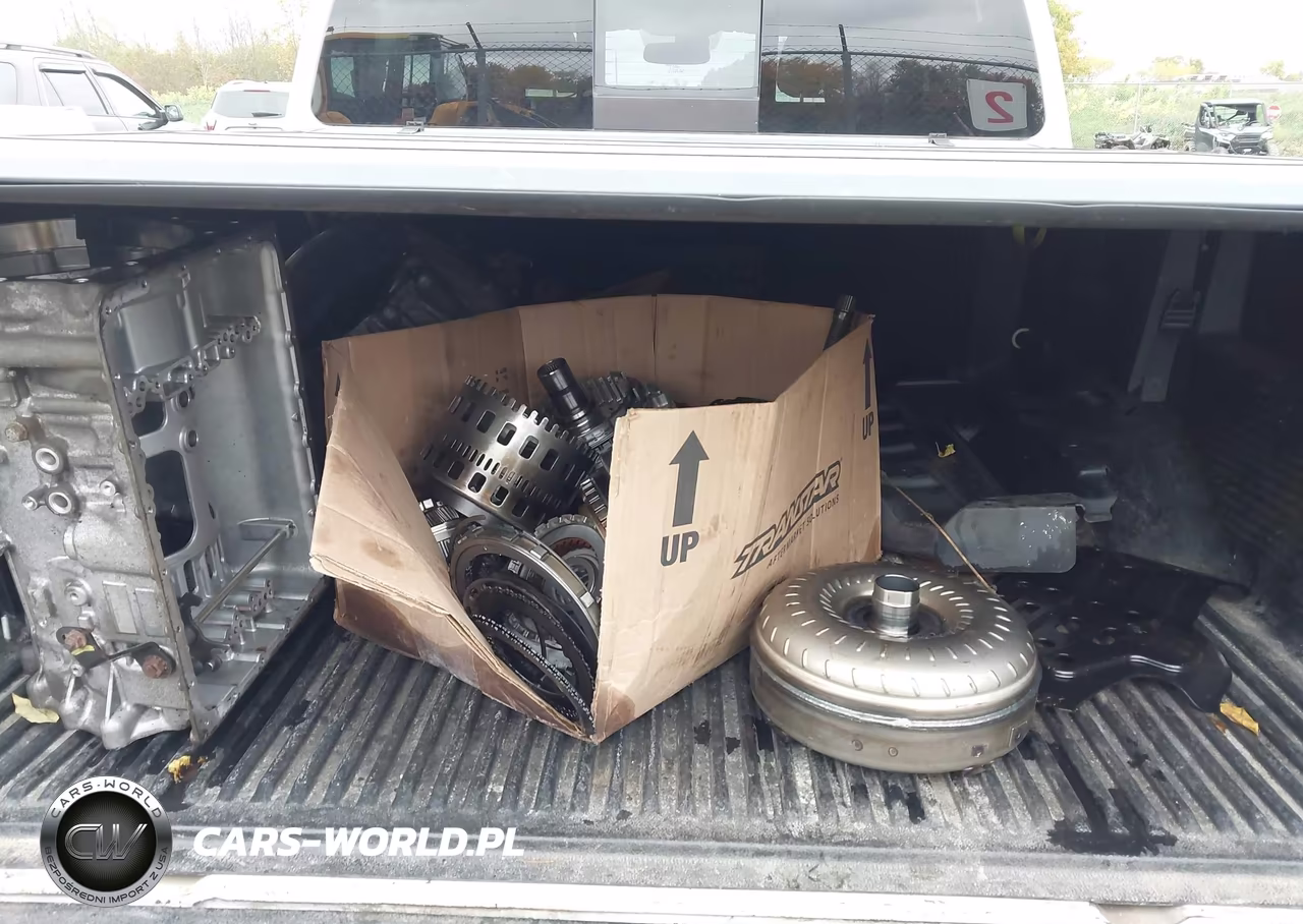 2018 Nissan Titan Sv VIN:1N6AA1E58JN541925 - 12