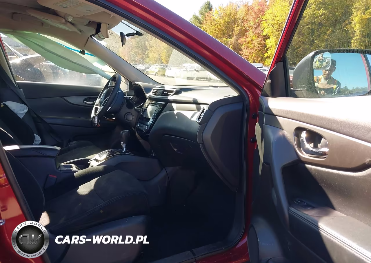 2015 Nissan Rogue Sv VIN:5N1AT2MV9FC846966 - 5