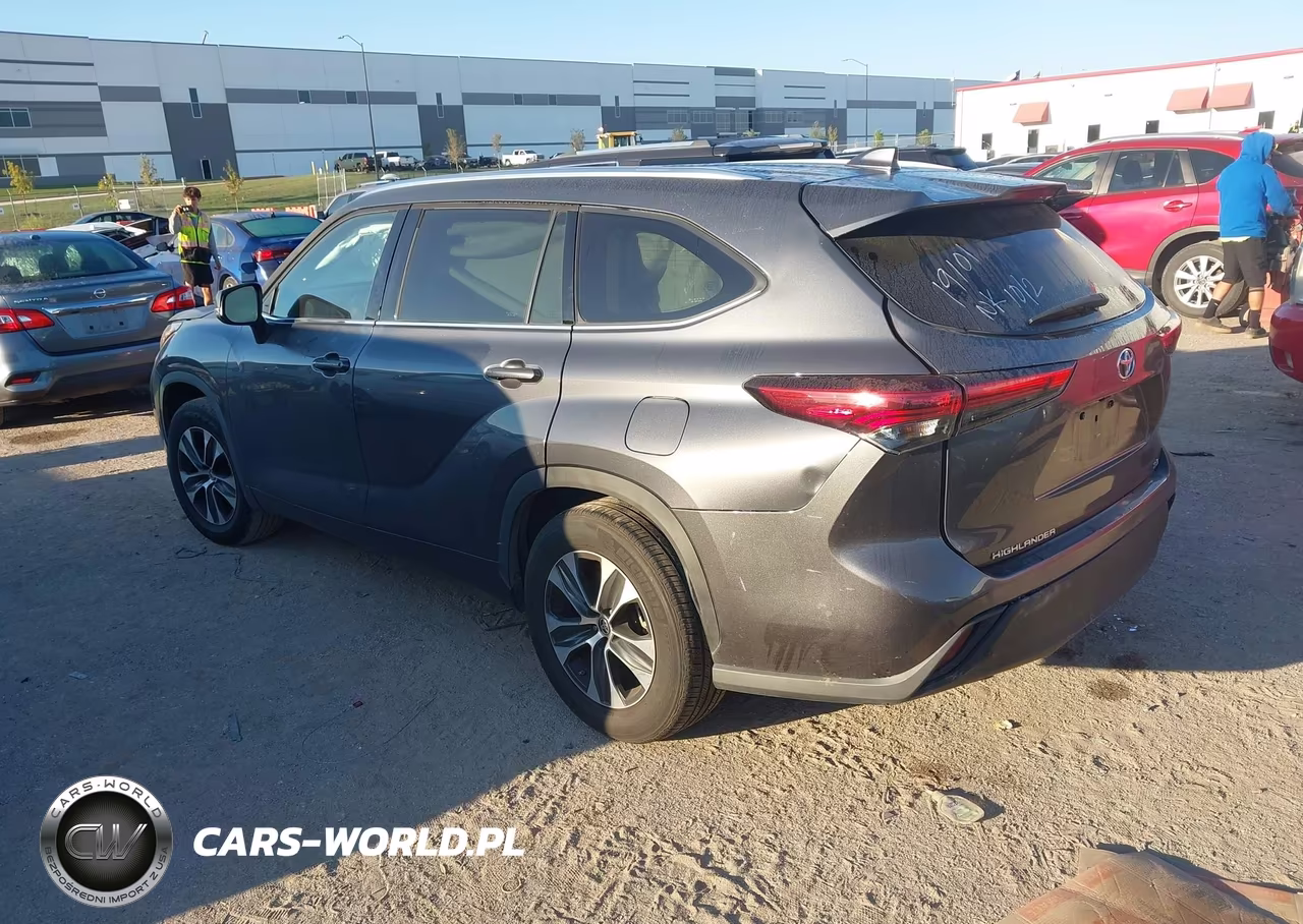 2020 Toyota Highlander Xle VIN:5TDHZRAH2LS010211 - 3